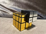 Gray Mirror Illusion Siamese (Black Body, Gold-Silver Label) in Small Clear Box