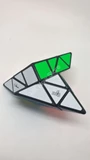 mf8 & Oskar More Madness Pyraminx Black Body